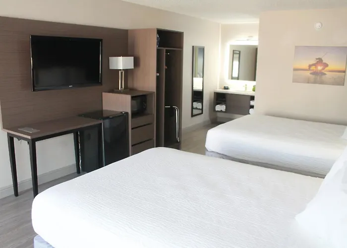 Angel Inn Near Imax, A Travelodge By Wyndham