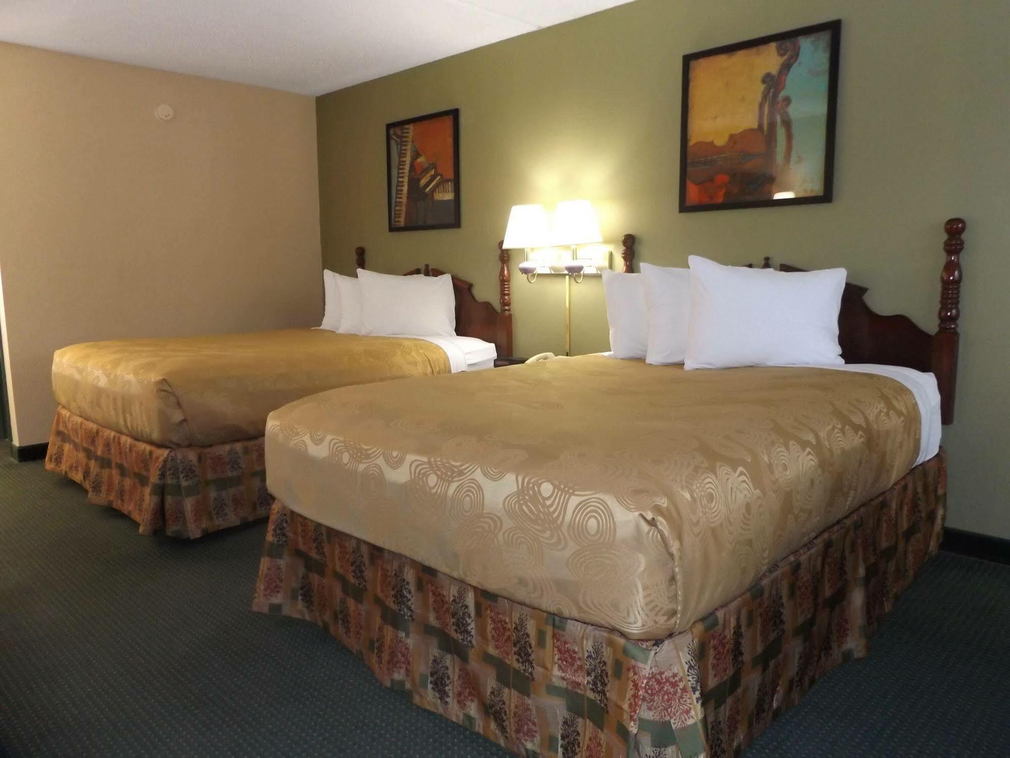 Hotel Angel Near Imax, A Travelodge By Wyndham